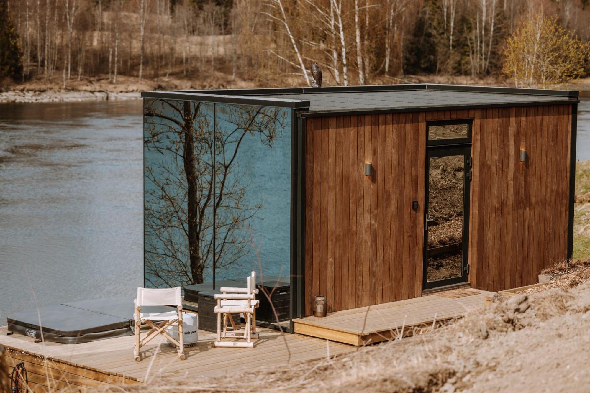 Wonderinn Riverside Årnes الغرفة الصورة